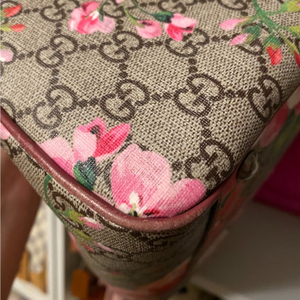 Gucci Bloom Medium Boston Bag - Picture 8 of 11